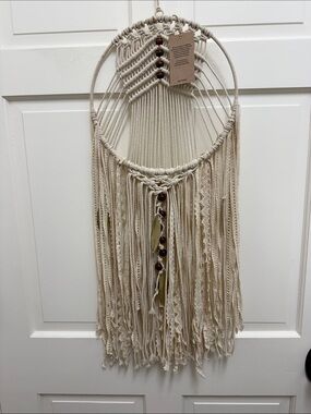 NWT Boho Macrame Wall Hanging in Natural Cream